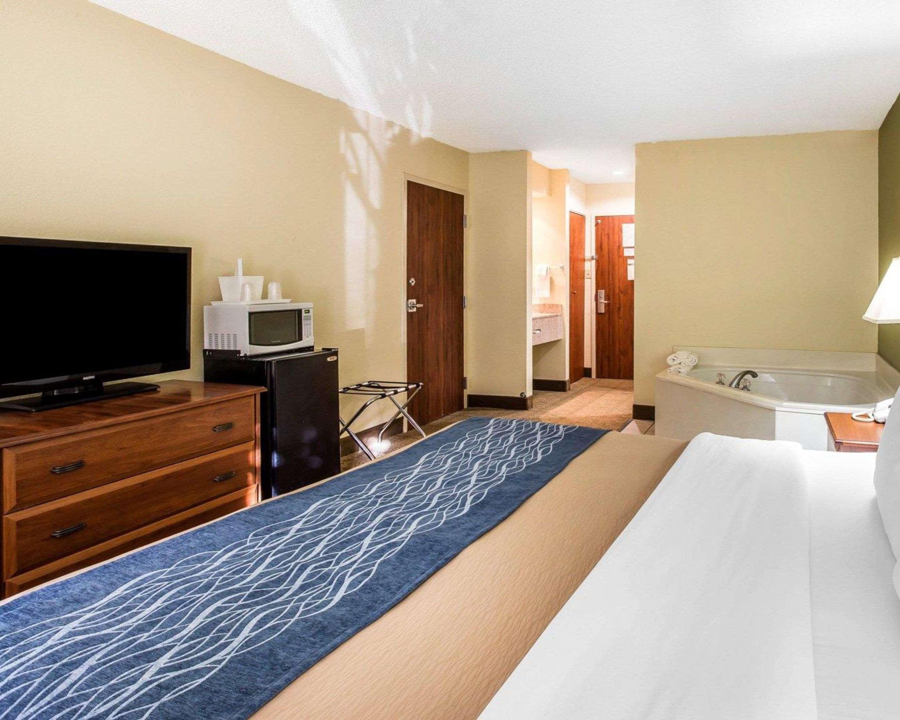 Quality Inn Darien-North Brunswick Eksteriør billede