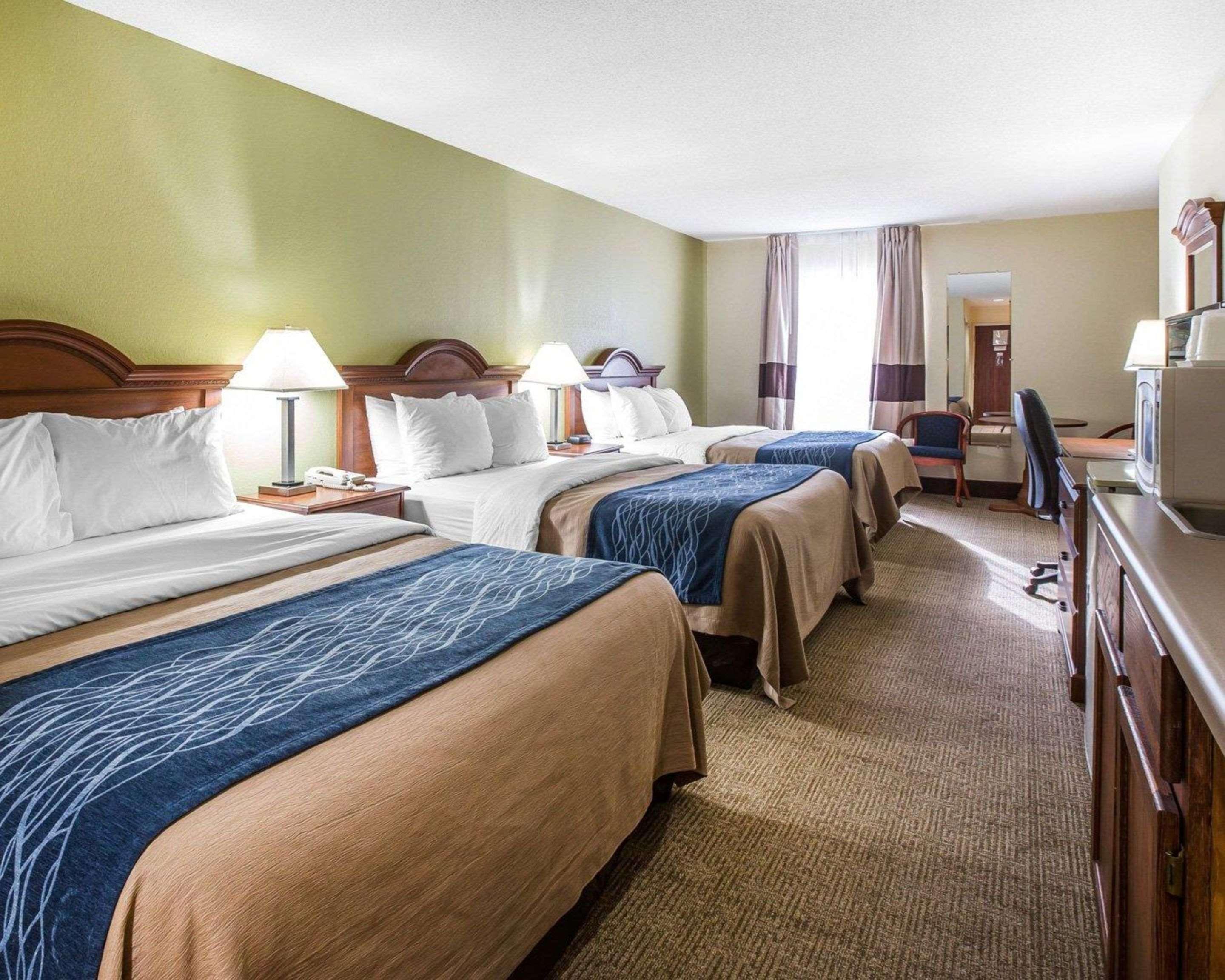 Quality Inn Darien-North Brunswick Eksteriør billede